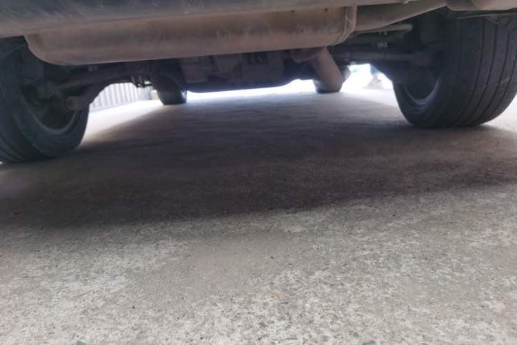 Used BYD Tang New Energy 2015 2.0T Four-Wheel-Drive Flagship Model Chassis Front Right