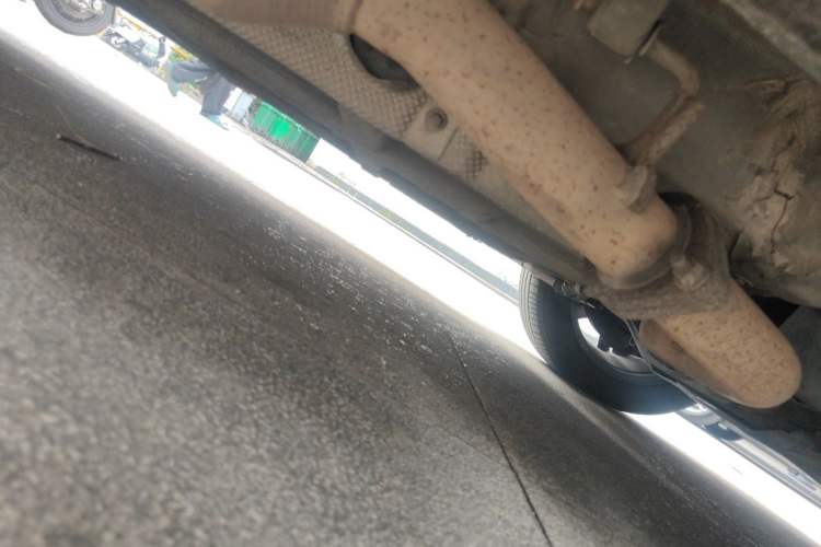 Used BYD Tang New Energy 2015 2.0T Four-Wheel-Drive Flagship Model Chassis Front Right