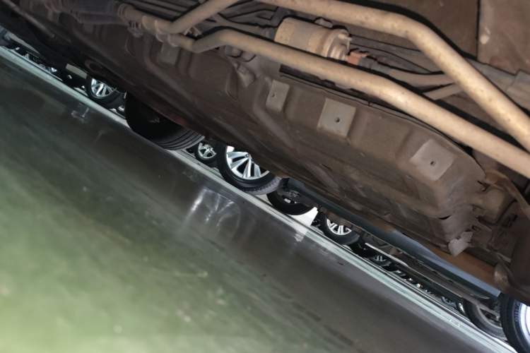 Used BYD Tang New Energy 2015 2.0T Four-Wheel-Drive Flagship Model Chassis Rear Left