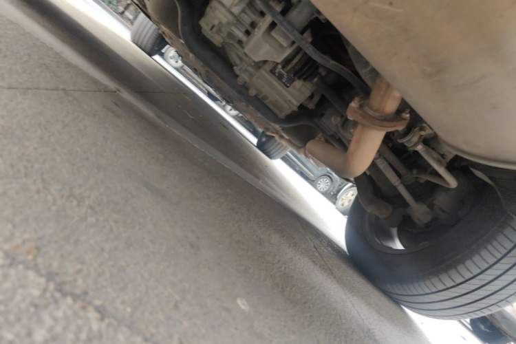 Used BYD Tang New Energy 2015 2.0T Four-Wheel-Drive Flagship Model Chassis Rear