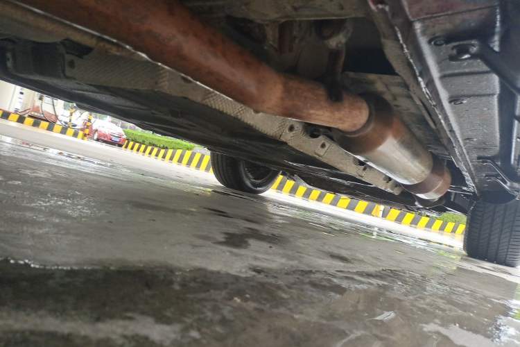 Used BYD Tang New Energy 2015 2.0T Four-Wheel-Drive Flagship Model Chassis Rear Right