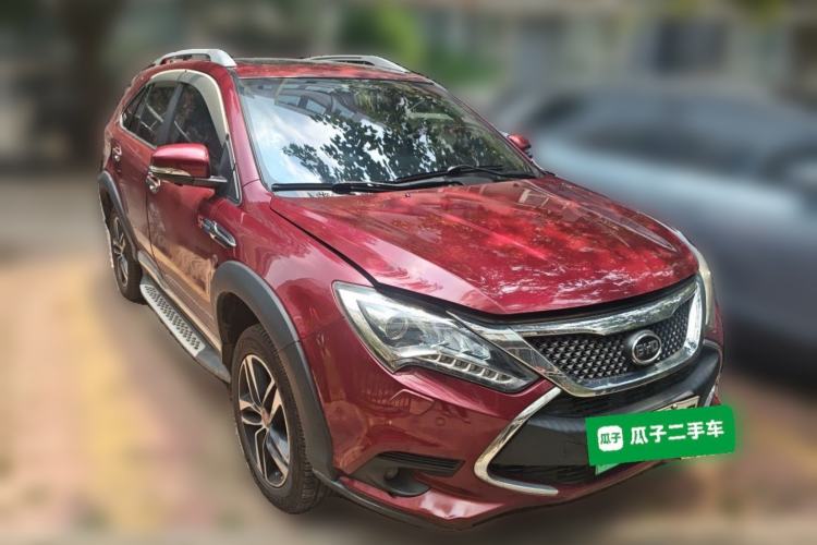 Used BYD Tang New Energy 2015 2.0T Four-Wheel-Drive Flagship Model Front Right 45 Deg