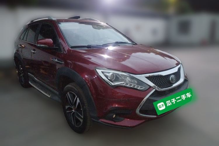 Used BYD Tang New Energy 2015 2.0T Four-Wheel-Drive Flagship Model Front Right 45 Deg