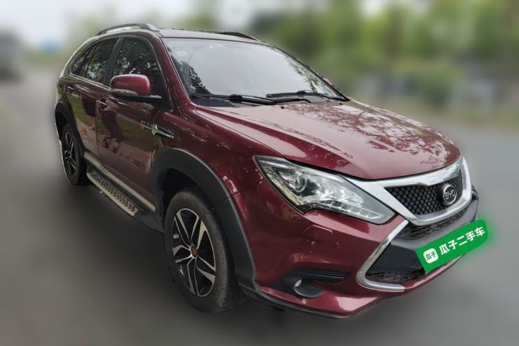 Used BYD Tang New Energy 2015 2.0T Four-Wheel-Drive Flagship Model Front Right 45 Deg