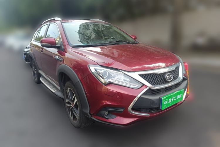Used BYD Tang New Energy 2015 2.0T Four-Wheel-Drive Flagship Model Front Right 45 Deg