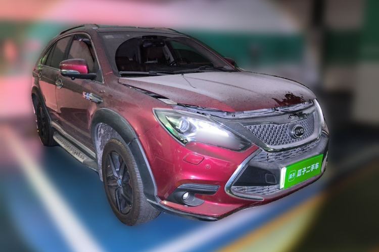 Used BYD Tang New Energy 2015 2.0T Four-Wheel-Drive Flagship Model Front Right 45 Deg