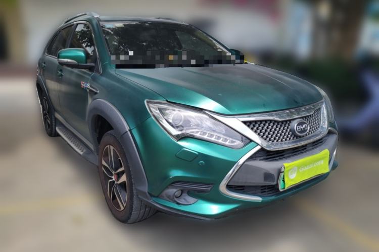 Used BYD Tang New Energy 2015 2.0T Four-Wheel-Drive Flagship Model Front Right 45 Deg