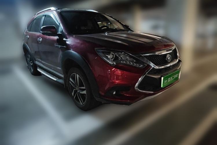 Used BYD Tang New Energy 2015 2.0T Four-Wheel-Drive Flagship Model Front Right 45 Deg