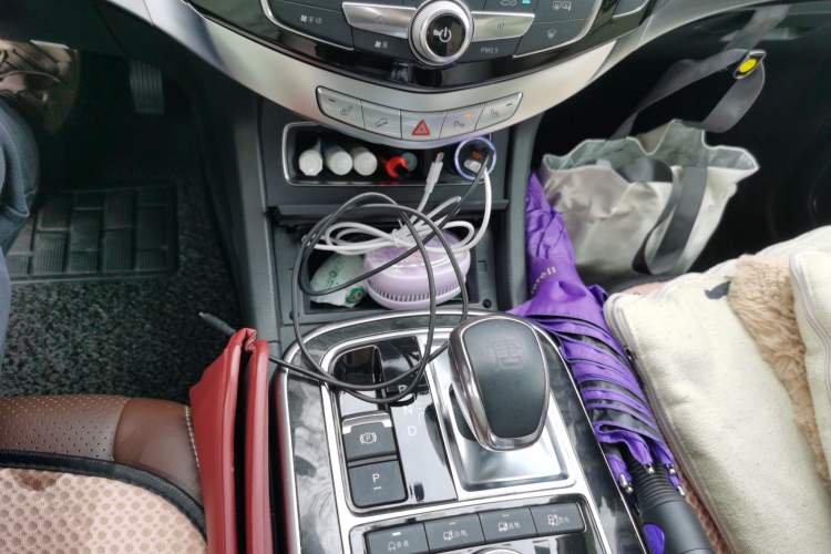 Used BYD Tang New Energy 2015 2.0T Four-Wheel-Drive Flagship Model Gear Lever