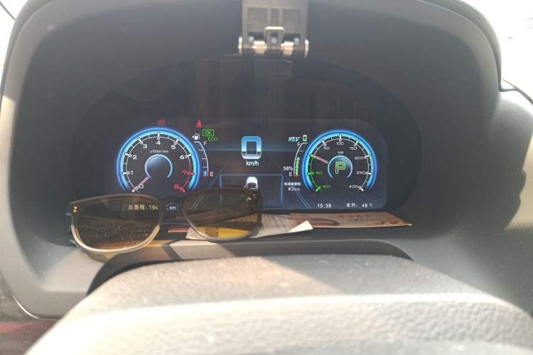 Used BYD Tang New Energy 2015 2.0T Four-Wheel-Drive Flagship Model Instrument Cluster