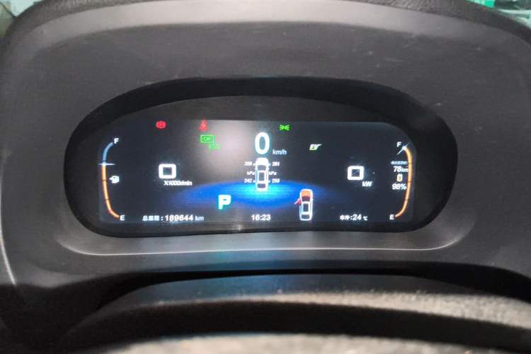 Used BYD Tang New Energy 2015 2.0T Four-Wheel-Drive Flagship Model Instrument Cluster