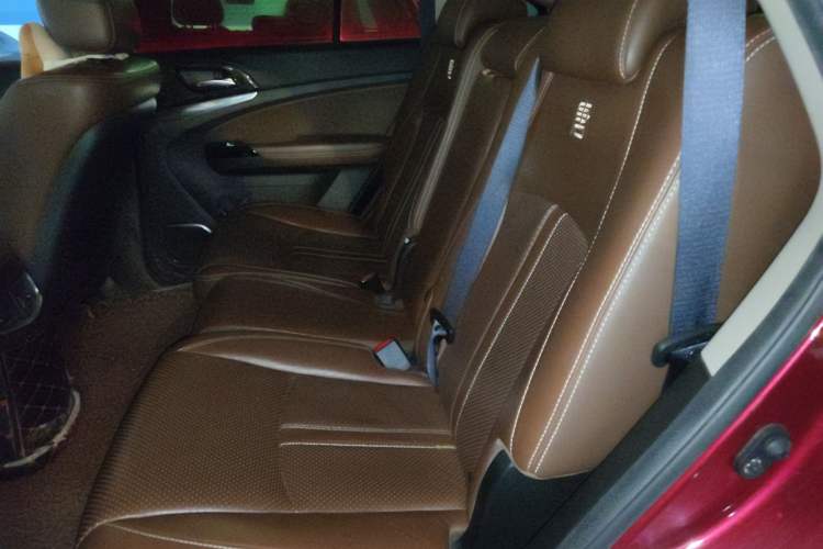 Used BYD Tang New Energy 2015 2.0T Four-Wheel-Drive Flagship Model Left Rear Seat