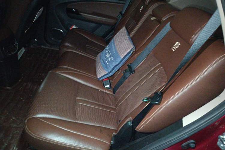 Used BYD Tang New Energy 2015 2.0T Four-Wheel-Drive Flagship Model Left Rear Seat