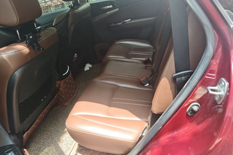 Used BYD Tang New Energy 2015 2.0T Four-Wheel-Drive Flagship Model Left Rear Seat