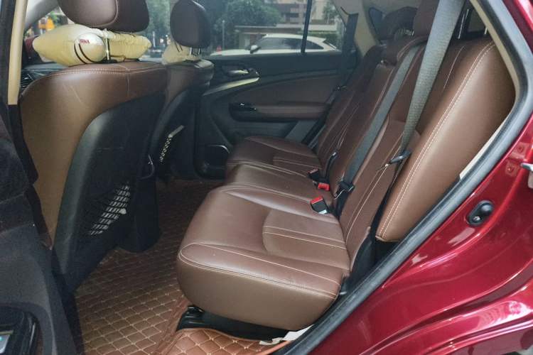 Used BYD Tang New Energy 2015 2.0T Four-Wheel-Drive Flagship Model Left Rear Seat