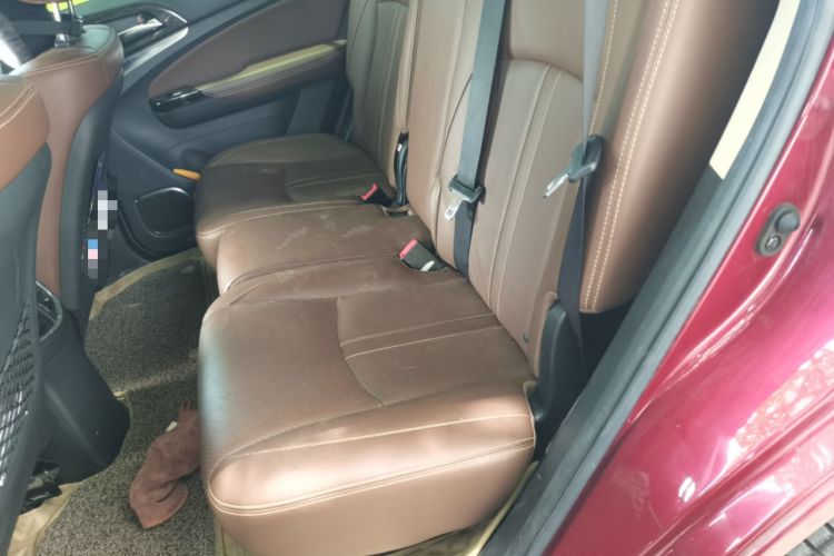 Used BYD Tang New Energy 2015 2.0T Four-Wheel-Drive Flagship Model Left Rear Seat