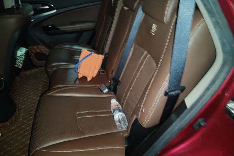 Used BYD Tang New Energy 2015 2.0T Four-Wheel-Drive Flagship Model Left Rear Seat