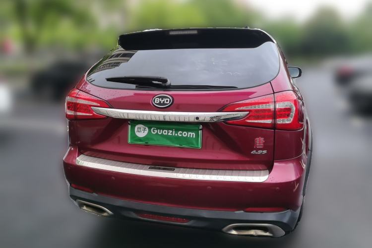 Used BYD Tang New Energy 2015 2.0T Four-Wheel-Drive Flagship Model Rear