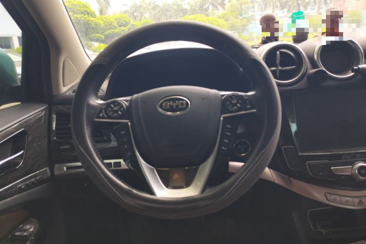 Used BYD Tang New Energy 2015 2.0T Four-Wheel-Drive Flagship Model Steering Wheel