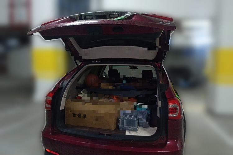 Used BYD Tang New Energy 2015 2.0T Four-Wheel-Drive Flagship Model Trunk