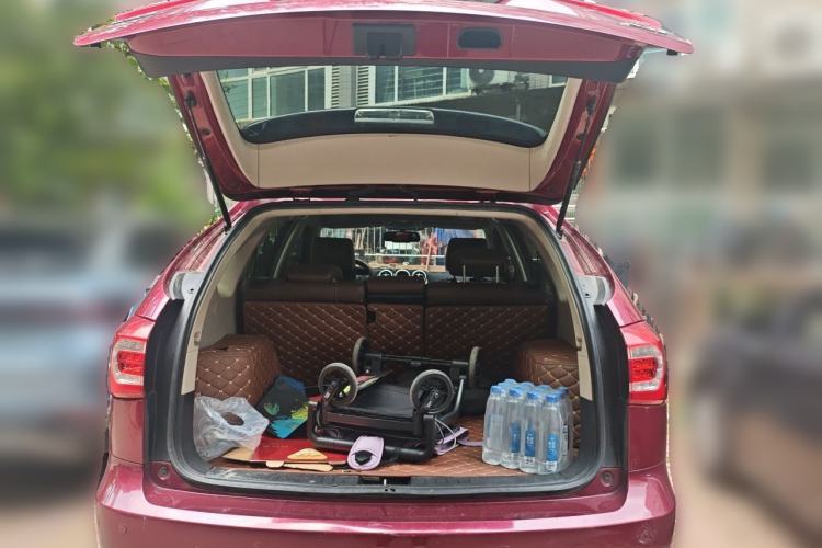 Used BYD Tang New Energy 2015 2.0T Four-Wheel-Drive Flagship Model Trunk