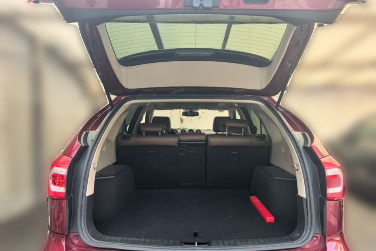 Used BYD Tang New Energy 2015 2.0T Four-Wheel-Drive Flagship Model Trunk