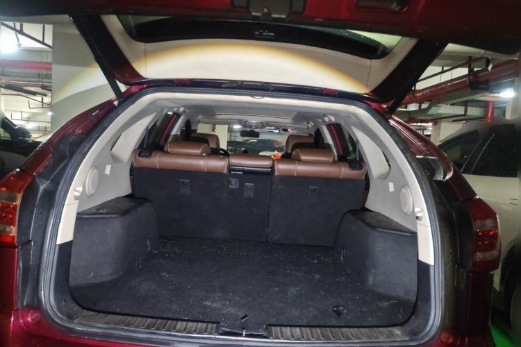 Used BYD Tang New Energy 2015 2.0T Four-Wheel-Drive Flagship Model Trunk