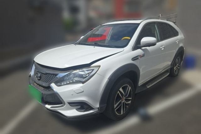 Used BYD Tang New Energy 2015 2.0T Four-Wheel-Drive Flagship Model
