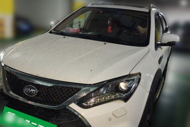 Used BYD Tang New Energy 2015 2.0T Four-Wheel-Drive Flagship Model