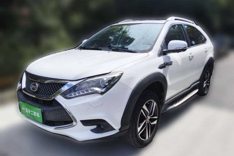 Ojetý BYD Tang New Energy 2015 2.0T Four-Wheel-Drive Flagship Model Guazi used car, China used car export, Used car for sale, Used  cars, Cheapest cars for sale