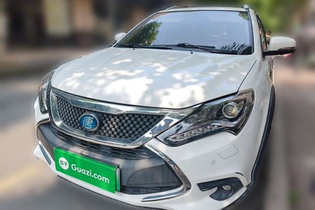 Used BYD Tang New Energy 2015 2.0T Four-Wheel-Drive Flagship Model