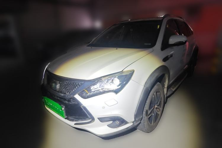 Ojetý BYD Tang New Energy 2015 2.0T Four-Wheel-Drive Flagship Model Guazi used car, China used car export, Used car for sale, Used  cars, Cheapest cars for sale