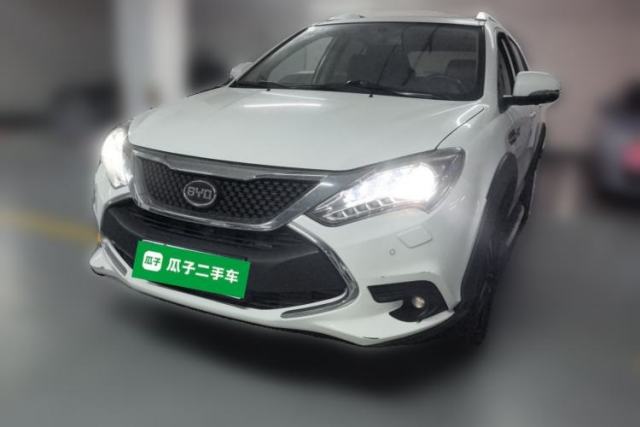 Used BYD Tang New Energy 2015 2.0T Four-Wheel-Drive Flagship Model