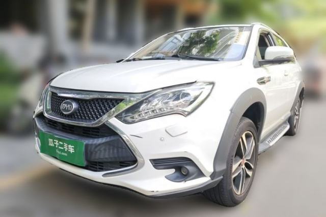 Used BYD Tang New Energy 2015 2.0T Four-Wheel-Drive Flagship Model