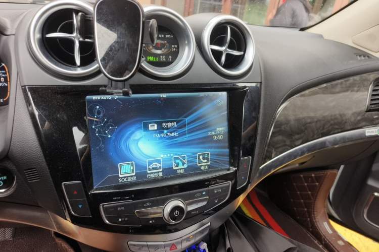 Used BYD Tang New Energy 2015 2.0T Four-Wheel-Drive Flagship Model Audio And AC Panel