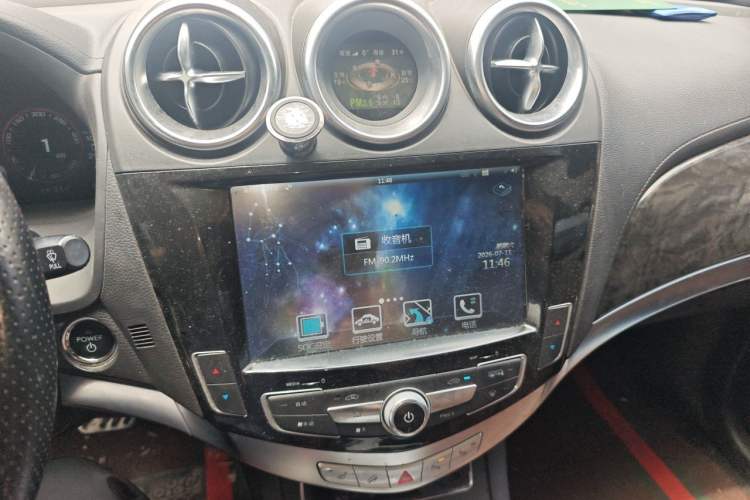 Used BYD Tang New Energy 2015 2.0T Four-Wheel-Drive Flagship Model Audio And AC Panel