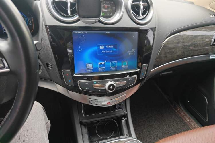 Used BYD Tang New Energy 2015 2.0T Four-Wheel-Drive Flagship Model Audio And AC Panel