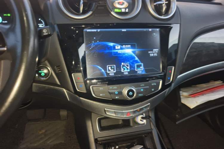 Used BYD Tang New Energy 2015 2.0T Four-Wheel-Drive Flagship Model Audio And AC Panel