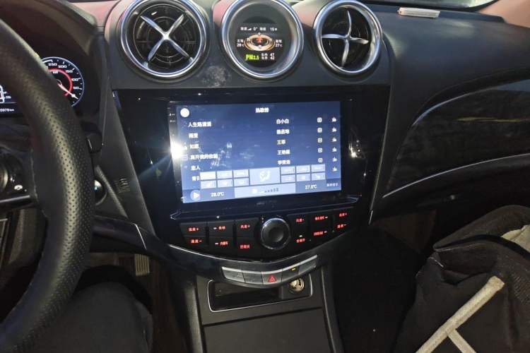 Used BYD Tang New Energy 2015 2.0T Four-Wheel-Drive Flagship Model Audio And AC Panel