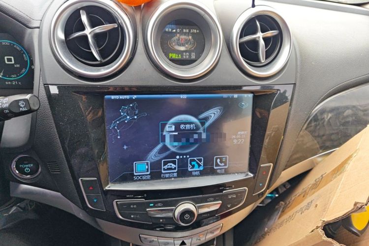 Used BYD Tang New Energy 2015 2.0T Four-Wheel-Drive Flagship Model Audio And AC Panel