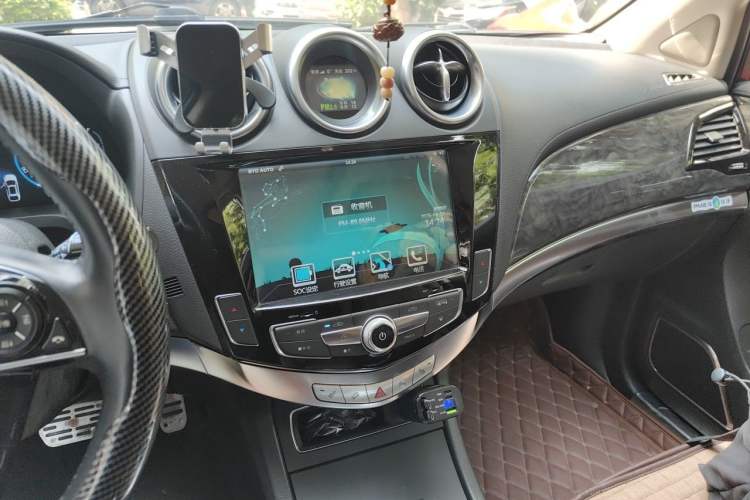Used BYD Tang New Energy 2015 2.0T Four-Wheel-Drive Flagship Model Audio And AC Panel