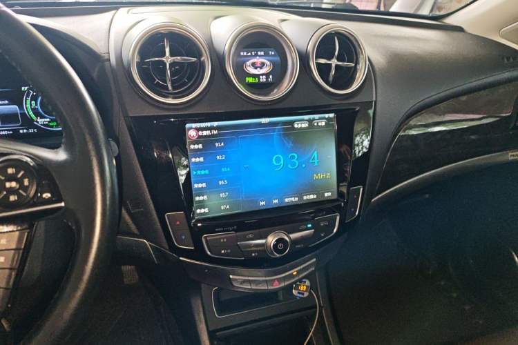 Used BYD Tang New Energy 2015 2.0T Four-Wheel-Drive Flagship Model Audio And AC Panel