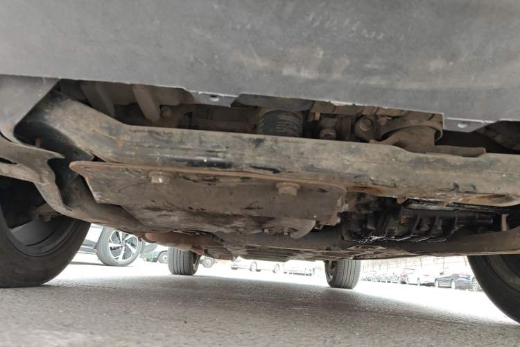 Used BYD Tang New Energy 2015 2.0T Four-Wheel-Drive Flagship Model Chassis Front