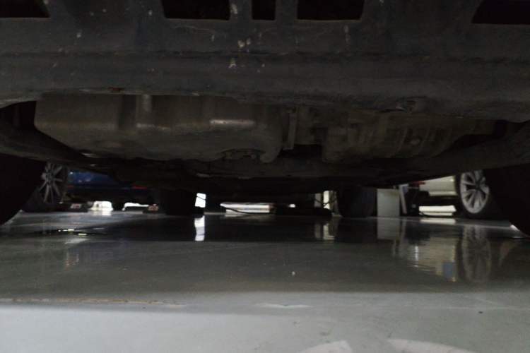 Used BYD Tang New Energy 2015 2.0T Four-Wheel-Drive Flagship Model Chassis Front