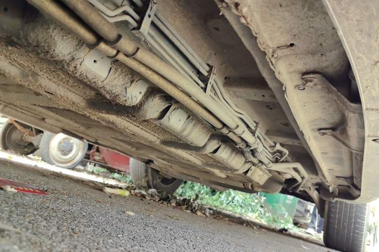 Used BYD Tang New Energy 2015 2.0T Four-Wheel-Drive Flagship Model Chassis Front Left