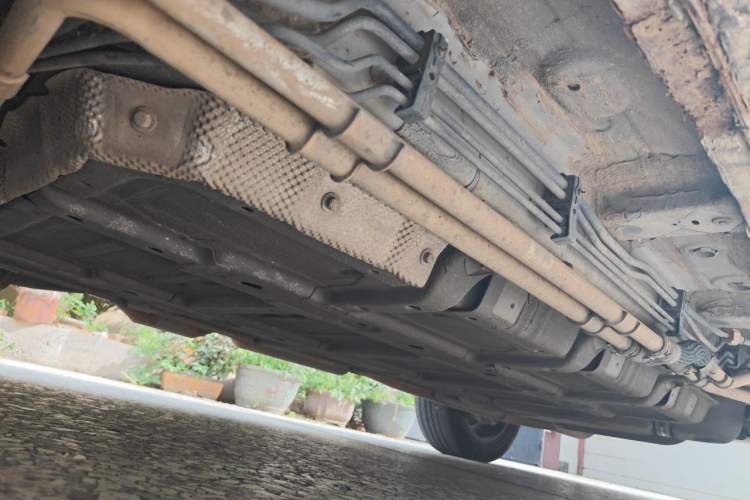 Used BYD Tang New Energy 2015 2.0T Four-Wheel-Drive Flagship Model Chassis Front Left