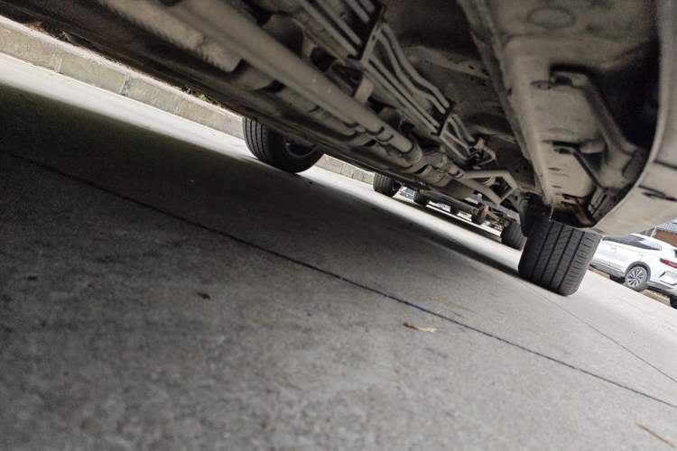 Used BYD Tang New Energy 2015 2.0T Four-Wheel-Drive Flagship Model Chassis Front Left