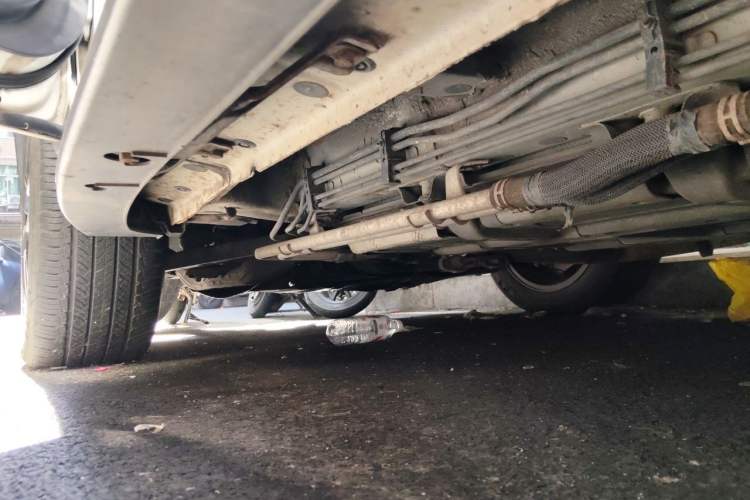 Used BYD Tang New Energy 2015 2.0T Four-Wheel-Drive Flagship Model Chassis Front Left