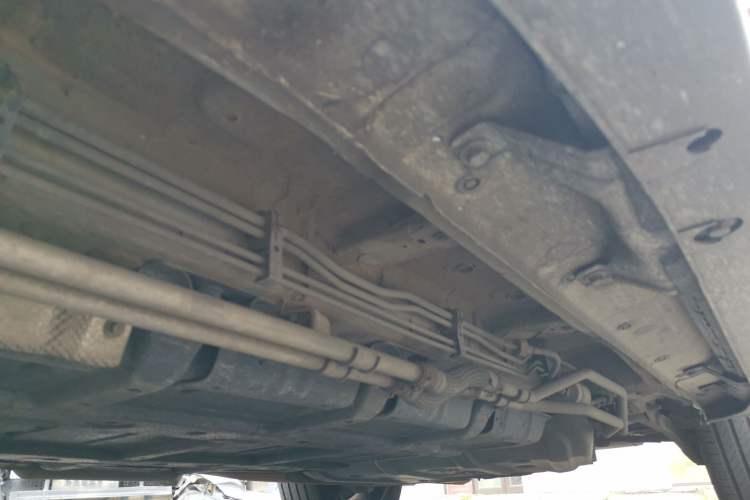 Used BYD Tang New Energy 2015 2.0T Four-Wheel-Drive Flagship Model Chassis Front Left