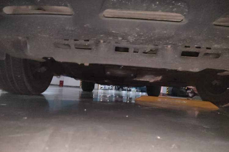 Used BYD Tang New Energy 2015 2.0T Four-Wheel-Drive Flagship Model Chassis Front
